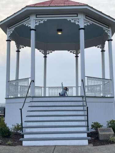An-evening-at-the-bandstand-by-Amisha-Bhatt