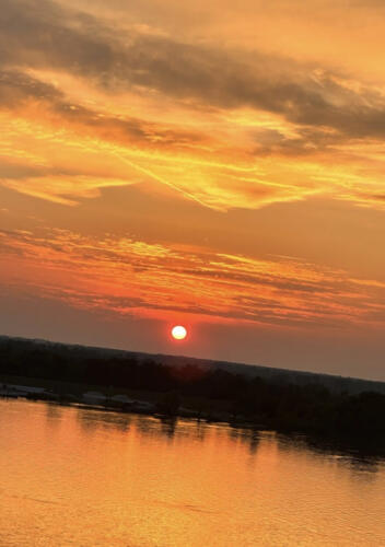 Bluff-Sunset-by-Maureyanu-Wilson-2