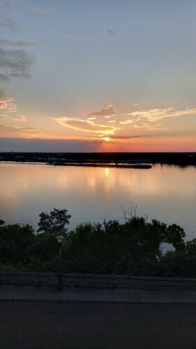 Sunset-on-Ms.river-Natchez-by-Berry-Freeman
