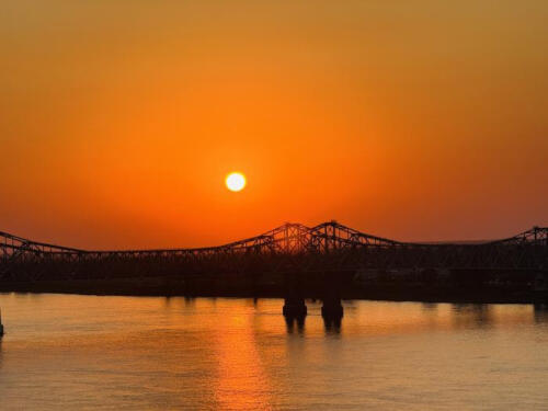Sunset-under-the-bridge-by-George-Thomas