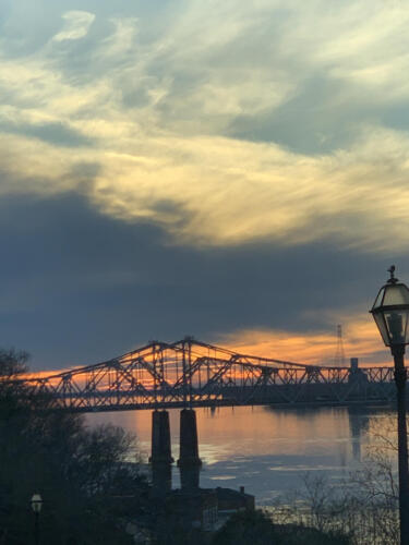 UTH-by-Delores-Whitley